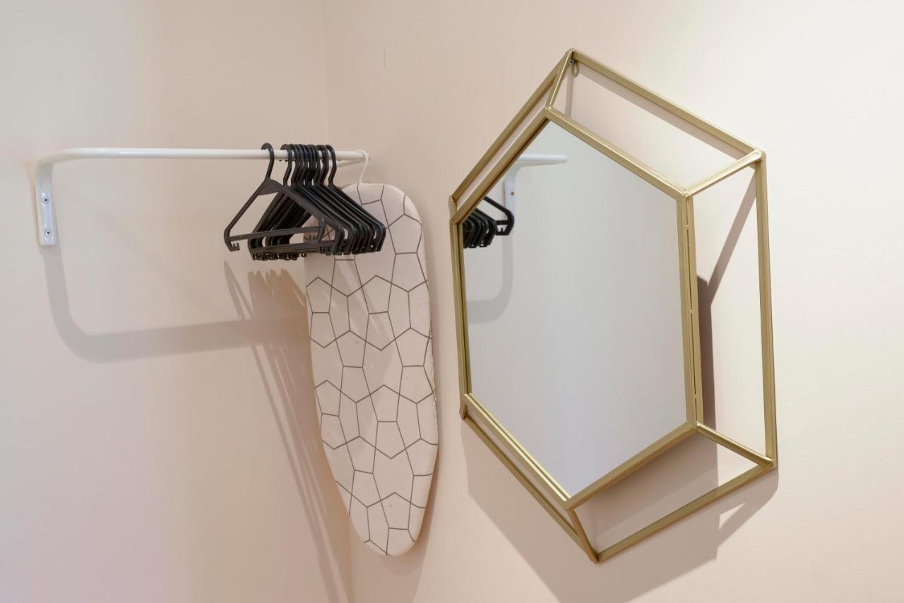 Galeriasapart * Oporto